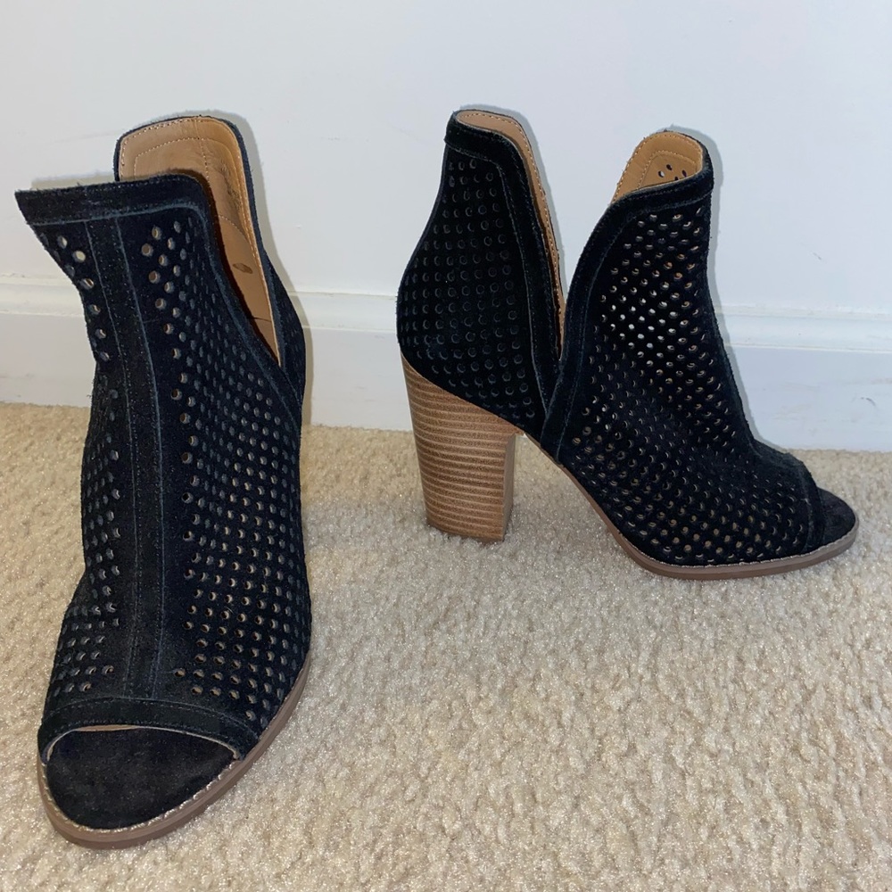 Lucky shoes size 7